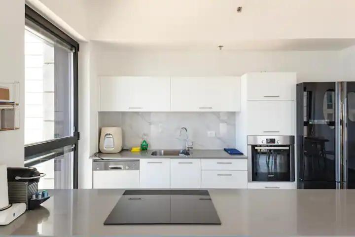 Oַ&O Group- Luxury Apt Tower Best Sea View Bat Yam Luaran gambar